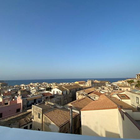 Апартаменти Terrazza Dei Mori - Seaview Terrace In Ortigia Syracuse Екстер'єр фото